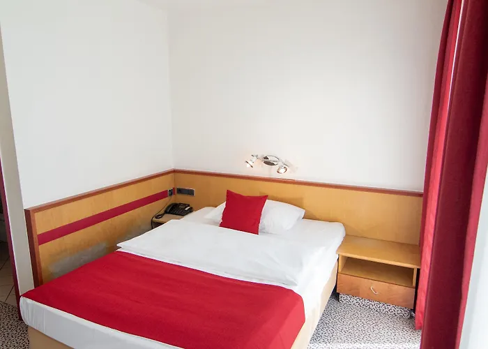 Leomar Hotel