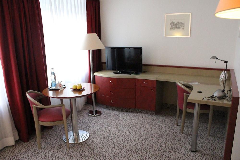 Leomar Hotel